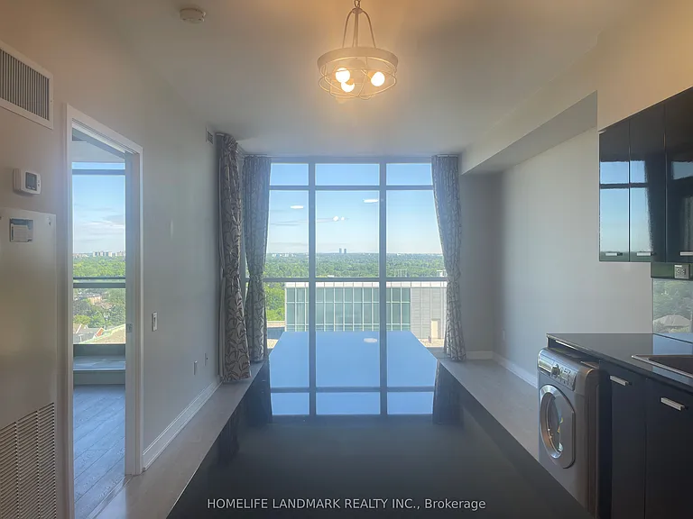 19 Singer Ct #Penthouse 11 — Photo 4