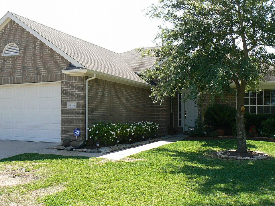 1st image of 3507 Stratford Manor Dr