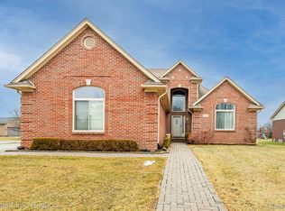 21271 Little River Blvd, Clinton Township, MI 48036