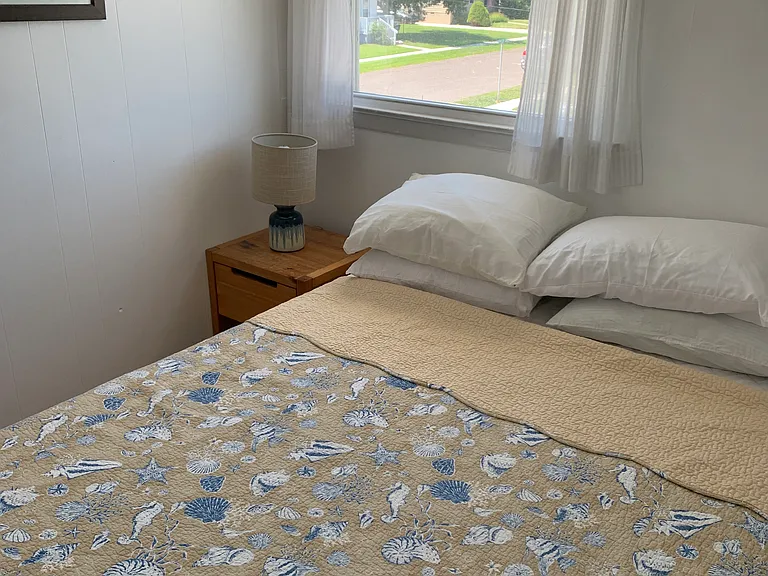 500 Beach Ave E #2 — Photo 8