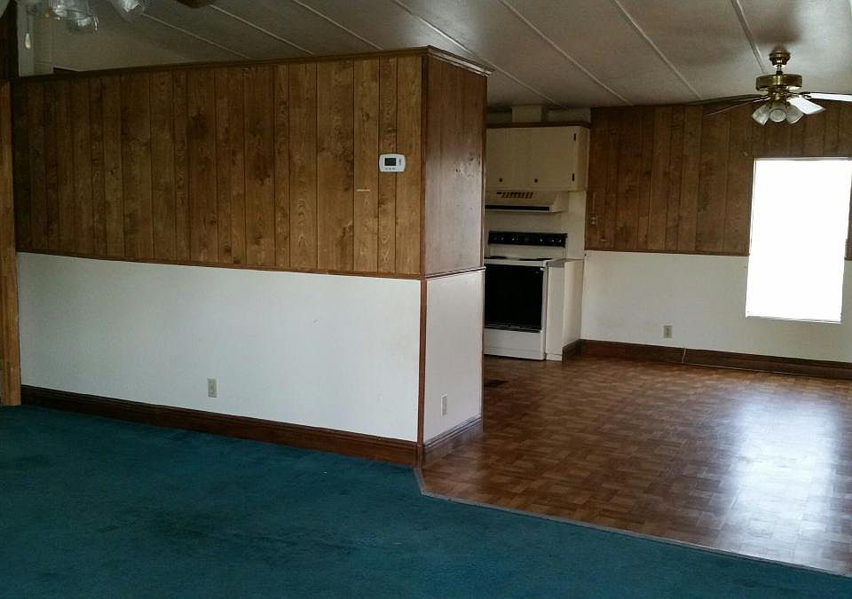 2nd image of 111 Hog Rd