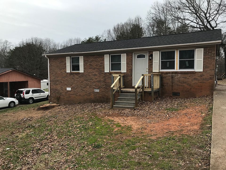 1st image of 2106 Kennedy Dr
