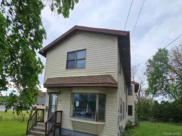 1210 Deyo St, Jackson, MI 49201