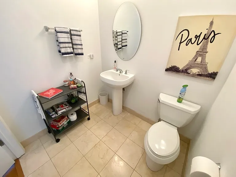 565 W Quincy St #1715 — Photo 8