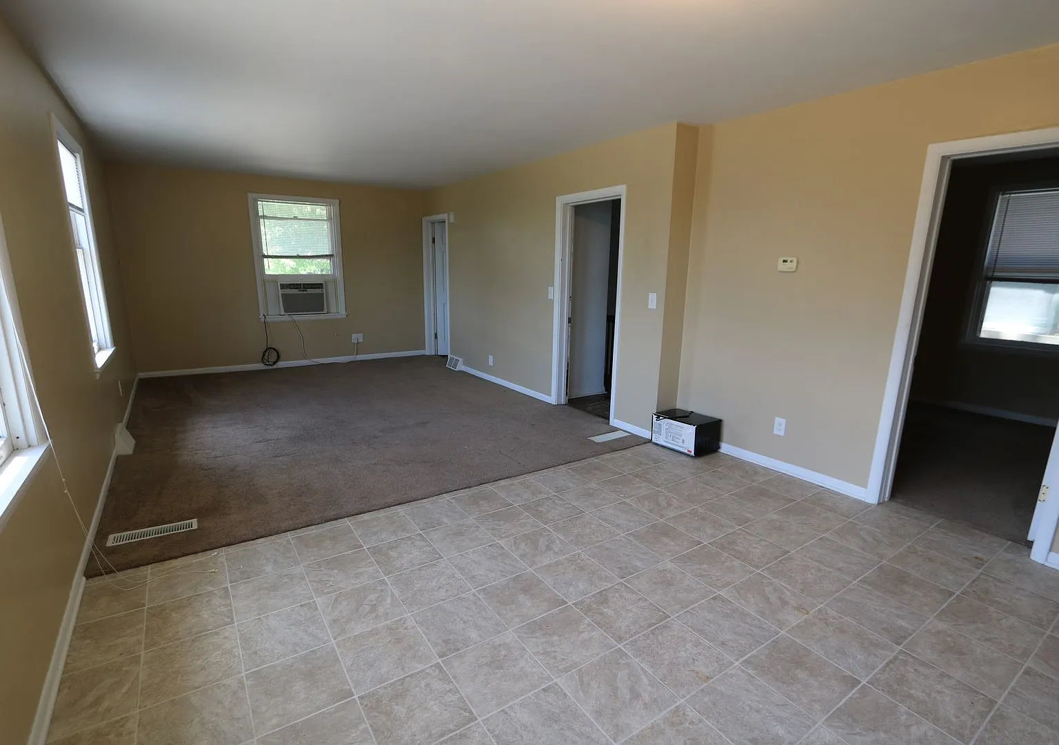 900 and 902 N 4th St — Photo 1