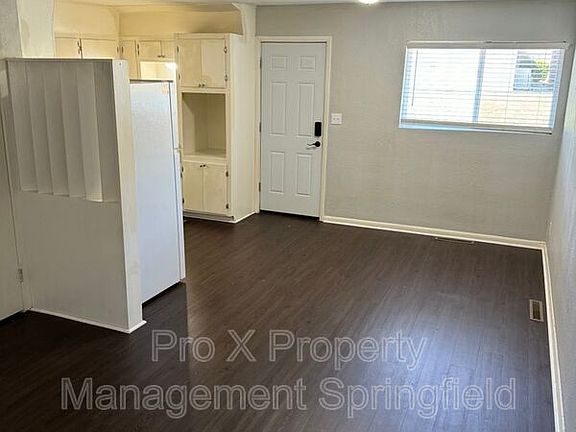 3rd image of 2943 E University St Unit 10