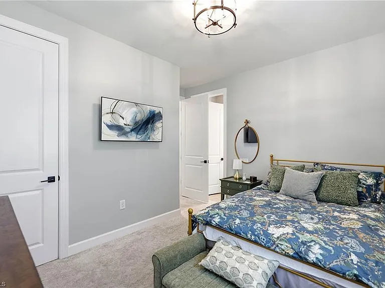 2738 Aviamar Cir — Photo 26
