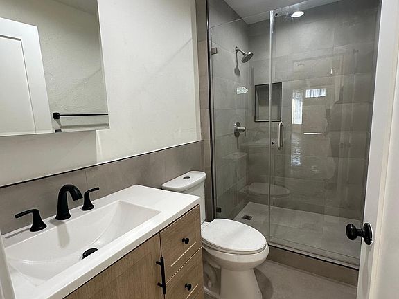3rd image of 131 N Avenue 50