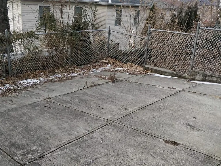 459 Liberty Ave — Photo 6