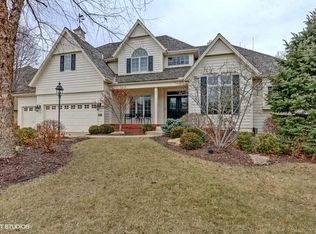 26150 W 108th Ter, Olathe, KS 66061