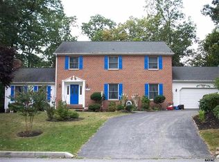 55 Spring Creek Cir, Gettysburg, PA 17325