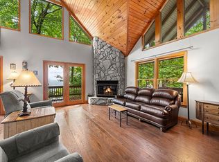 200 Kings Ridge Rd, Maggie Valley, NC 28751