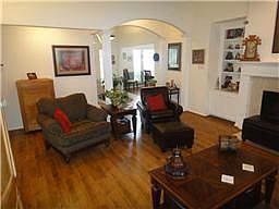 3rd image of 1711 Pincher Creek Dr