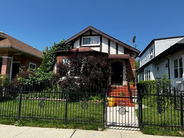 1st image of 1350 N Menard Ave
