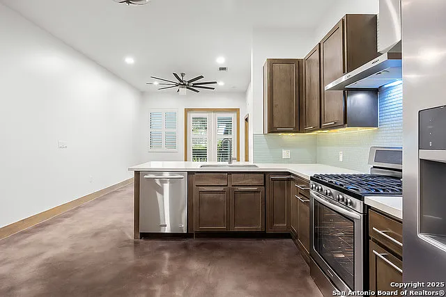 1542 N Alamo St #107 — Photo 4