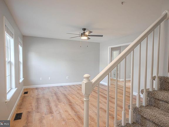 4th image of 1019 Granite Ct