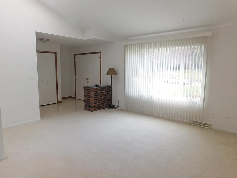 269 Fawnwood Dr — Photo 3