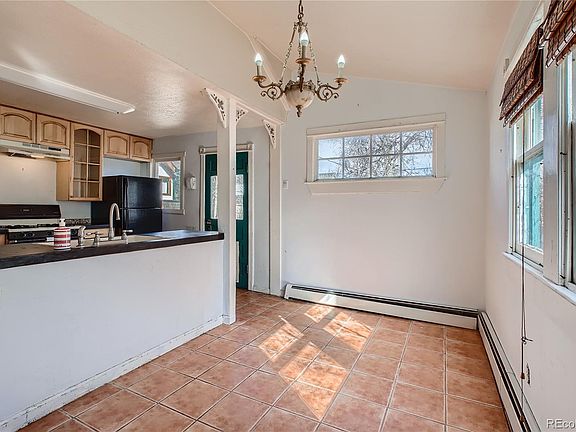 4th image of 307 W Cannon St