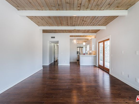 4th image of 803 Tacuba St