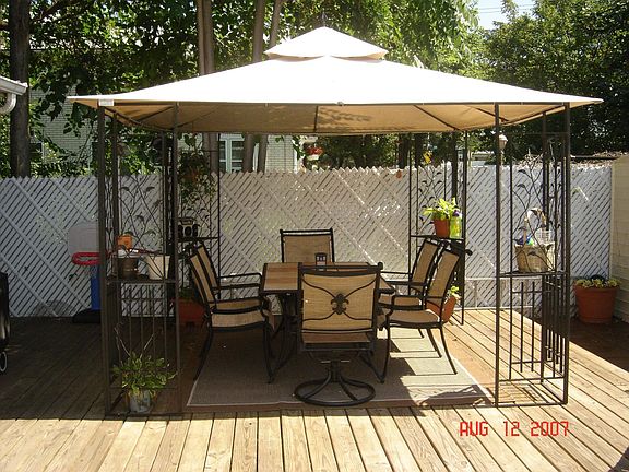 GAZEBO
