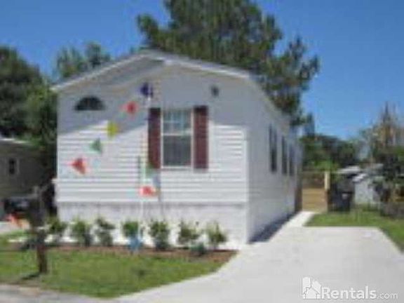 3rd image of 7018 Oyster Bay Dr