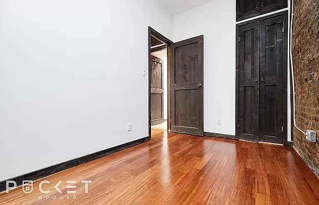 647 E 11th St #1 — Photo 7