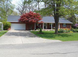 35 Waldheim Rd, Morton, IL 61550