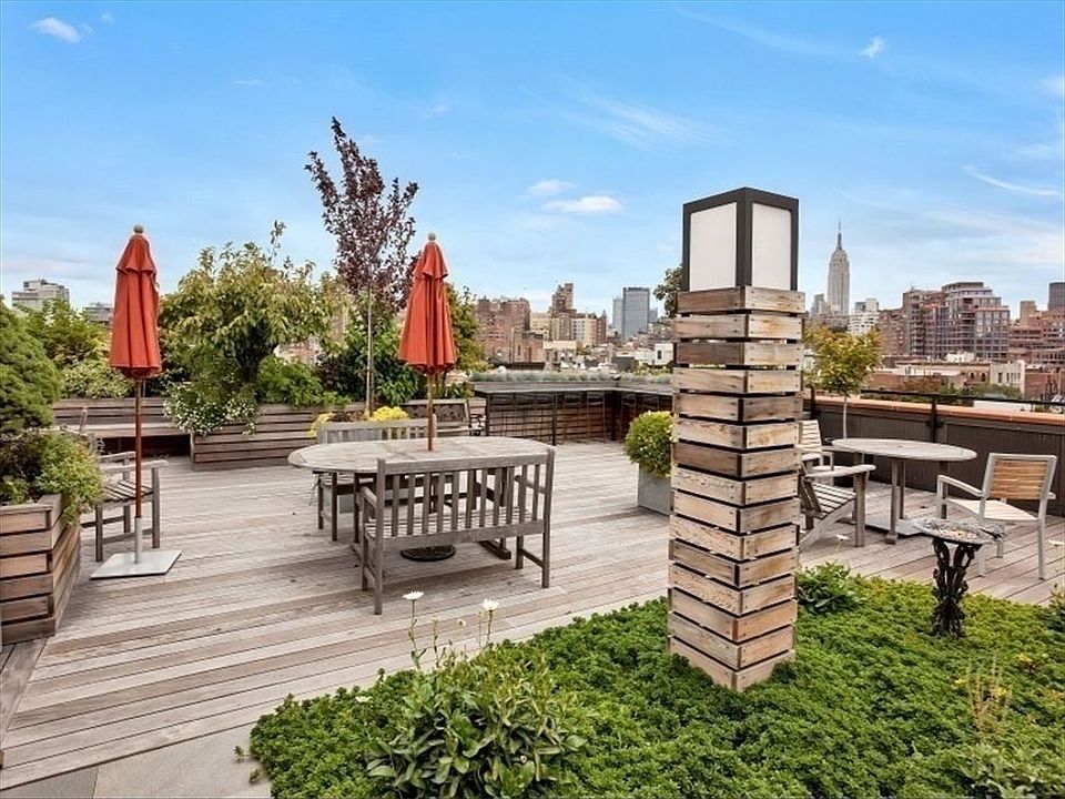 1st image of 350 Bleecker St APT 3T