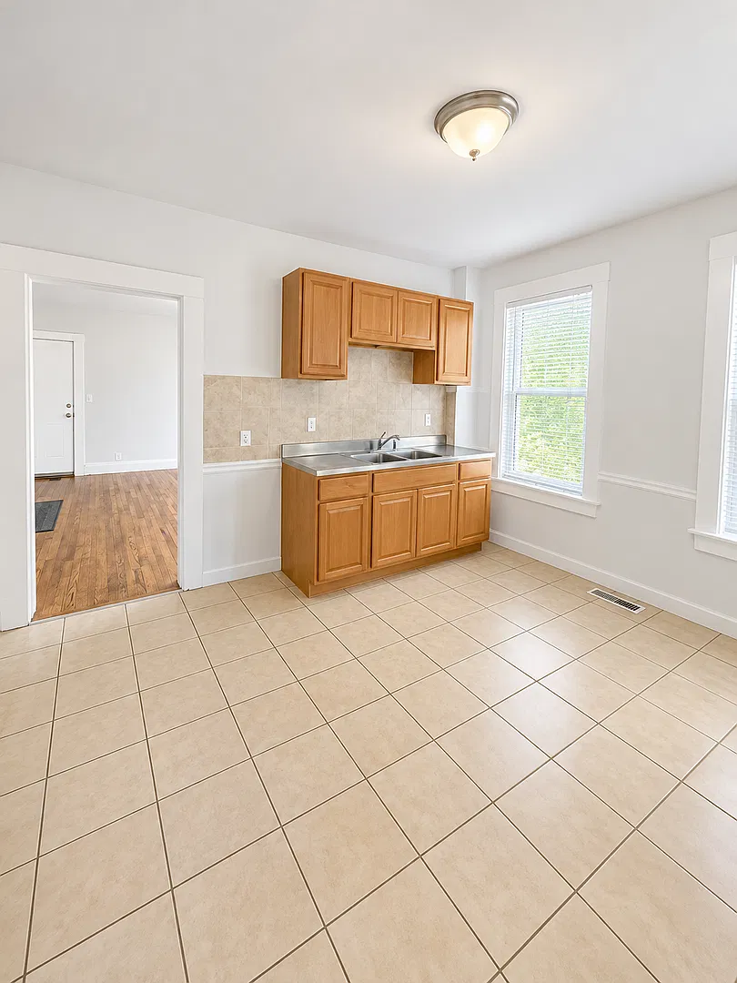 Spacious 3-Bedroom, 2-Bathroom Apartment | Coming Soon — Photo 4