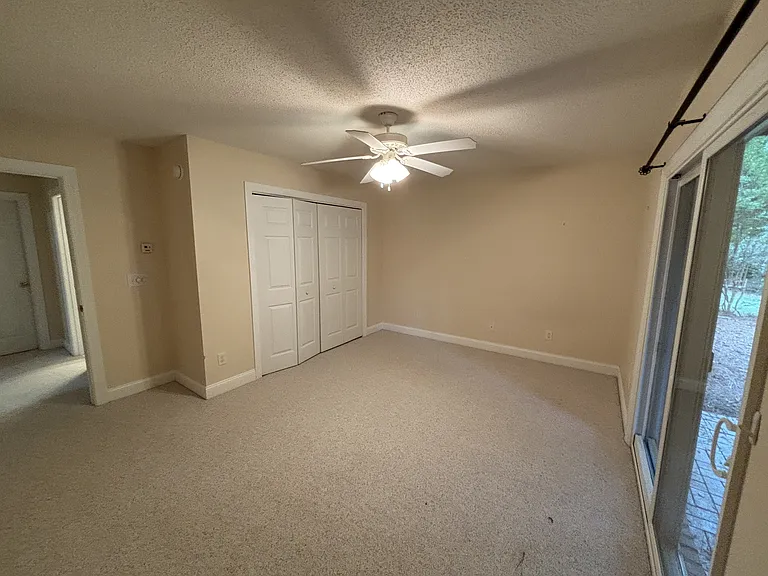 285 Merion Cir — Photo 6