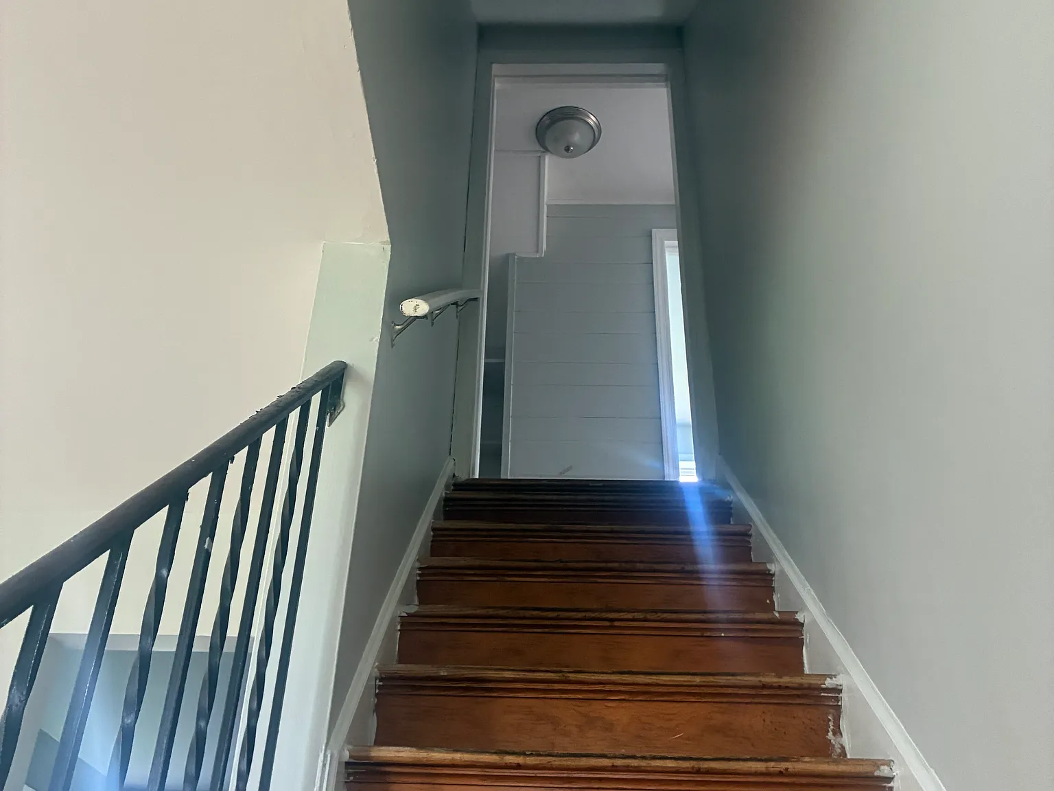 4 bed, 1800 sqft, $1,795 — Photo 2