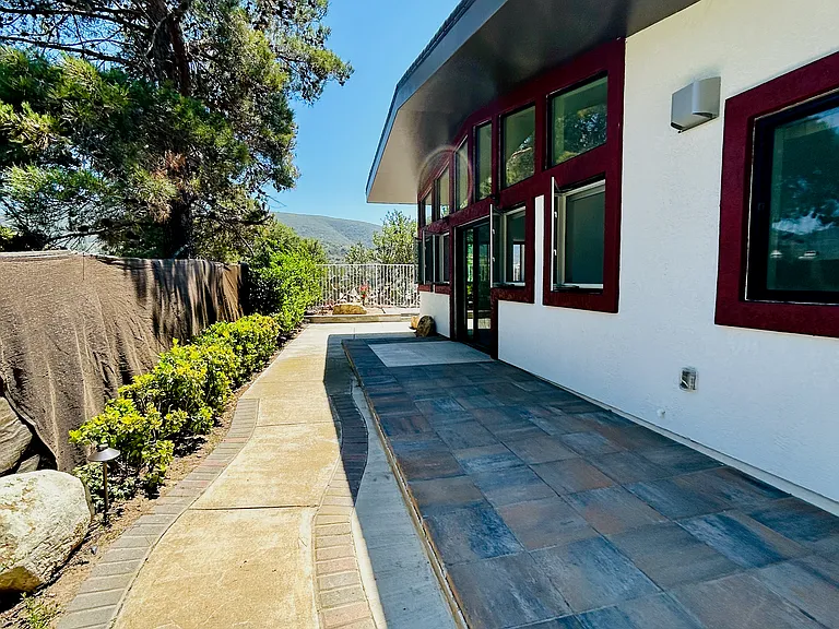 Patio 1