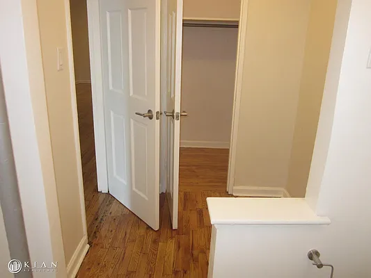 Rented by Kian Realty | media 29