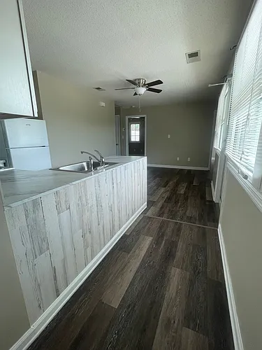 541 Euclid Ave Photo 1