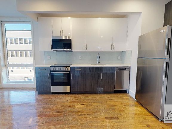 4th image of 13828 Queens Blvd APT 4J