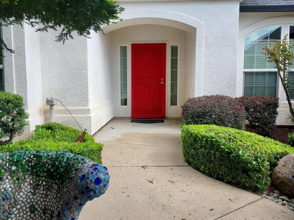 3156 Goulant Ln, Redding, CA 96002