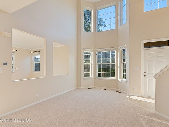 2nd image of 2028 Juniper Ct