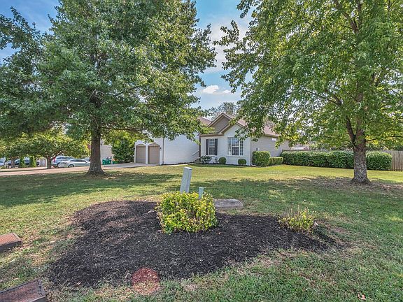 4th image of 3324 Monoco Dr