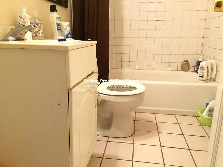1111 Boylston St #29 — Photo 5