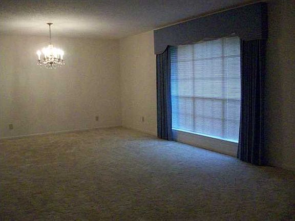 2nd image of 508 Shady Grove Dr