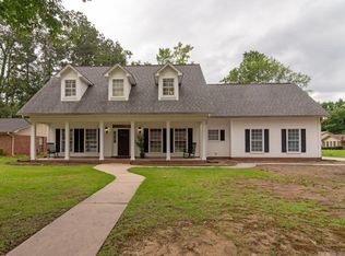 10 Deer Horn Cv, Pine Bluff, AR 71603