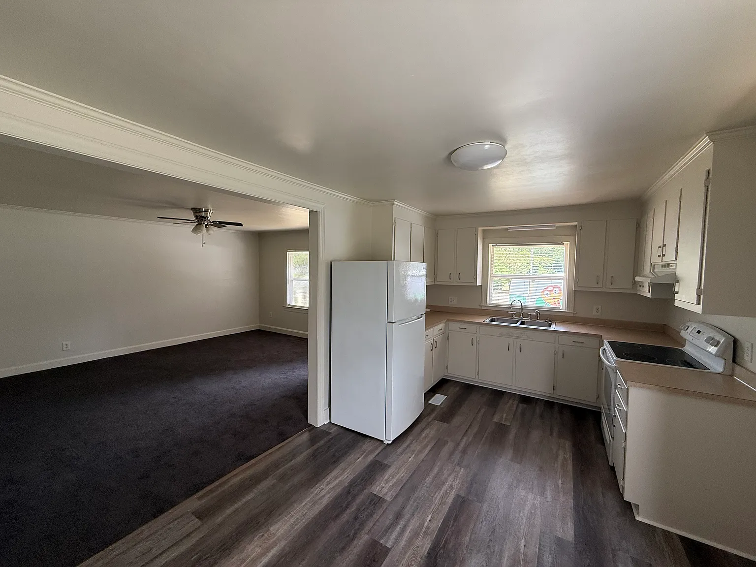 2 bed, 943 sqft, $850 — Photo 2