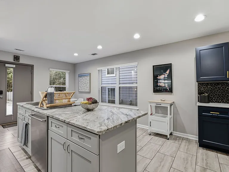 1241 N Bronough St — Photo 4