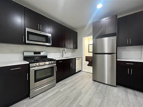 34 Giles Ave #1 Photo 1