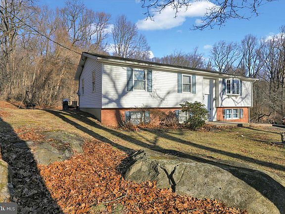 5th image of 165 Wanner Rd