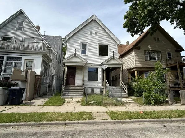 2816 West Meinecke AVENUE #2818, Milwaukee, WI 53210