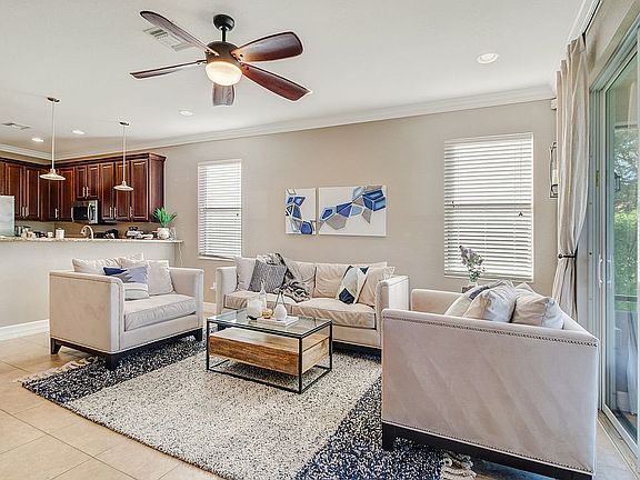 3rd image of 10427 Spruce Pine Ct