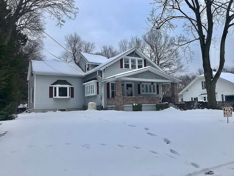 1st image of 1048 Parkhurst Ave NW