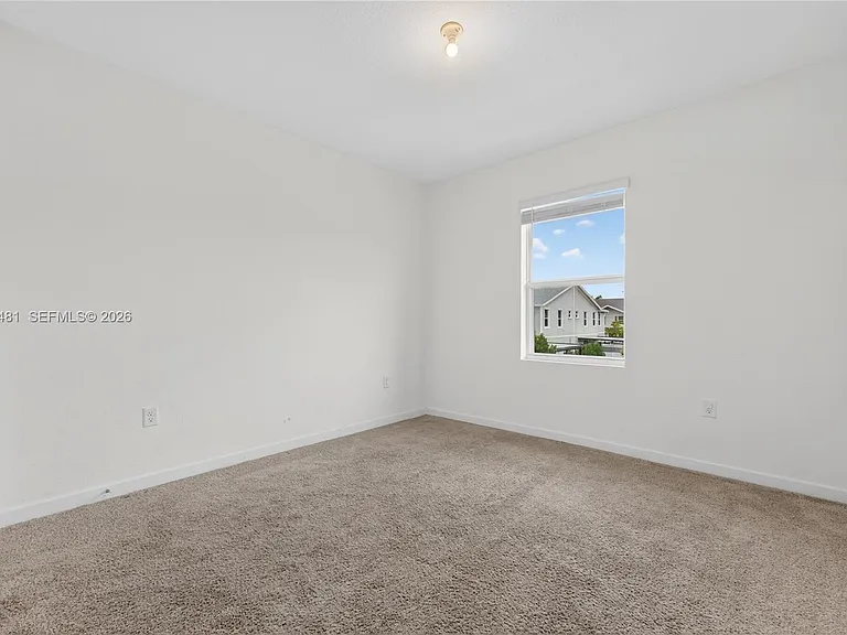1780 SE 9th Ave — Photo 9