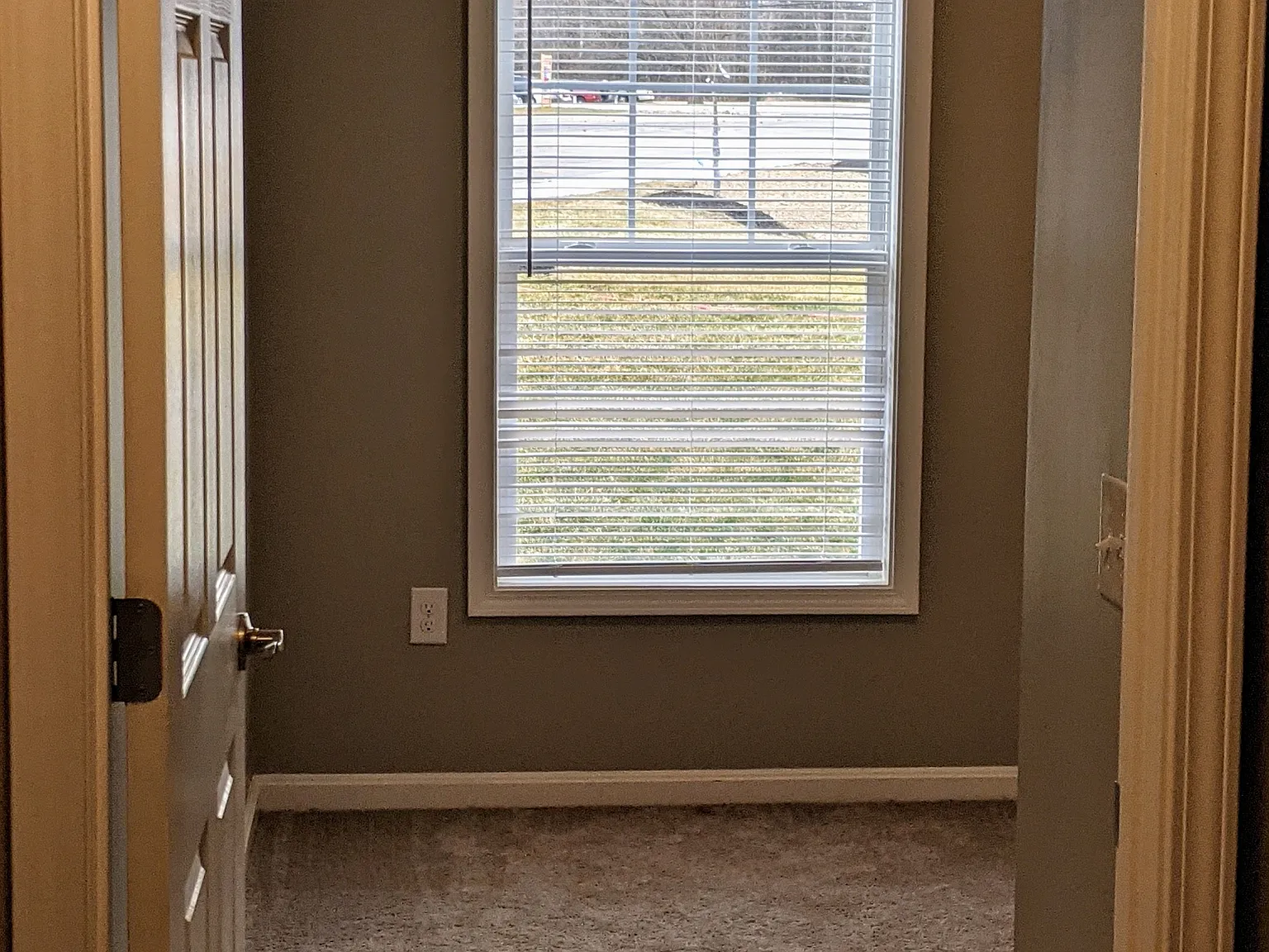 River Pointe Apartments - 12515-203 — Photo 3